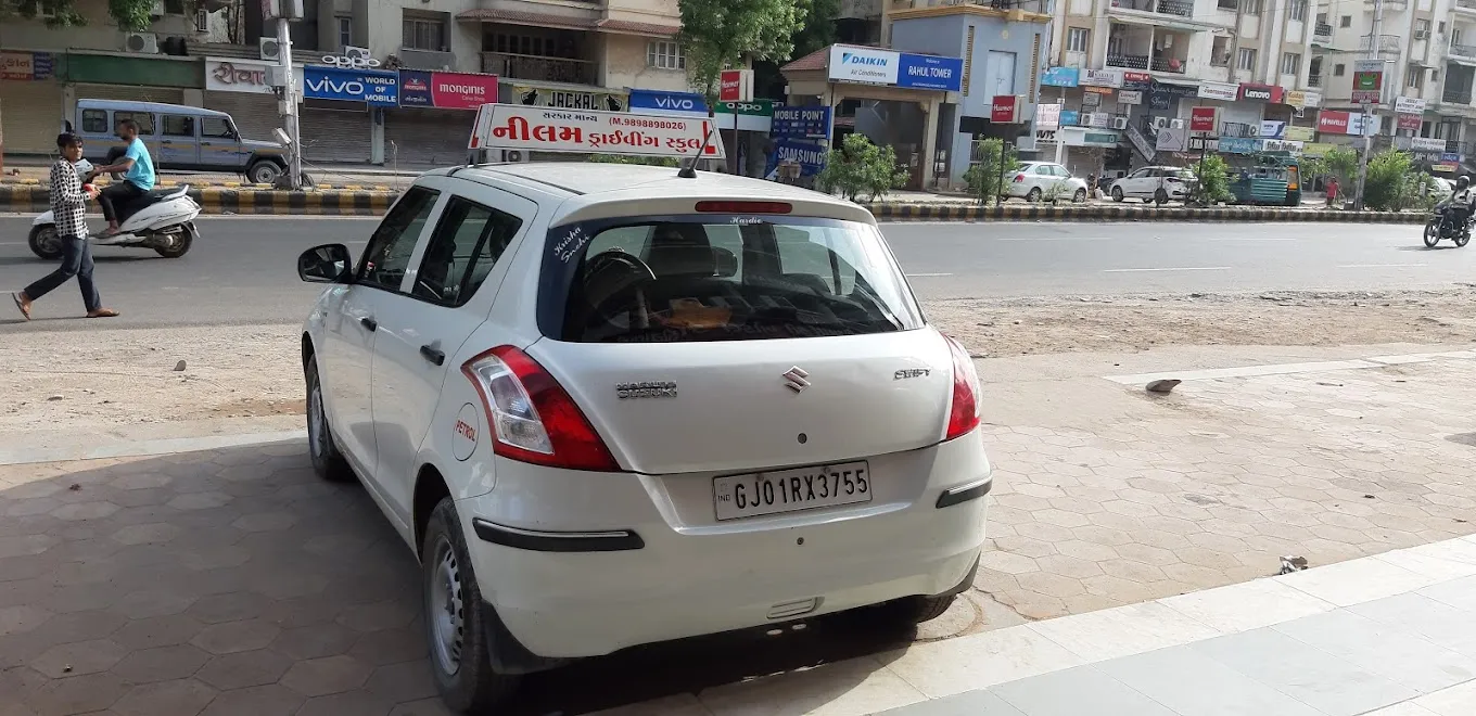 Nilam Motor Driving School-4