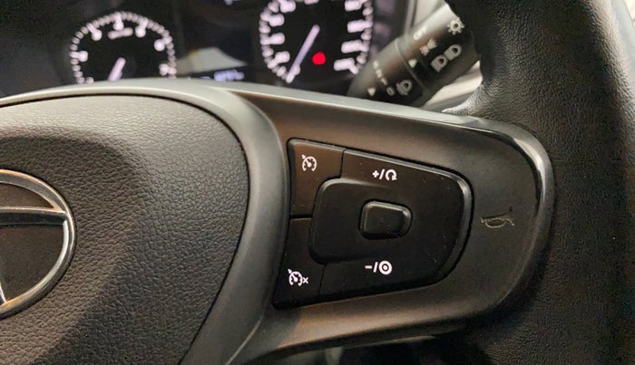 2022 Tata ALTROZ XT PETROL, Petrol, Manual, 63,748 km, Adaptive Cruise Control