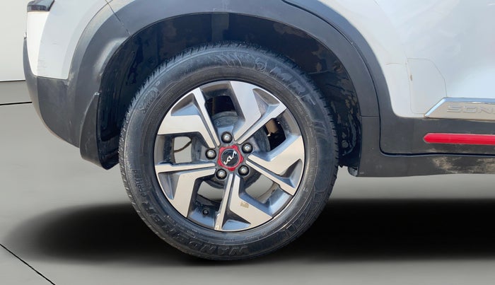 2021 KIA SONET GTX PLUS 1.0 IMT DUAL TONE, Petrol, Manual, 44,847 km, Right Rear Wheel