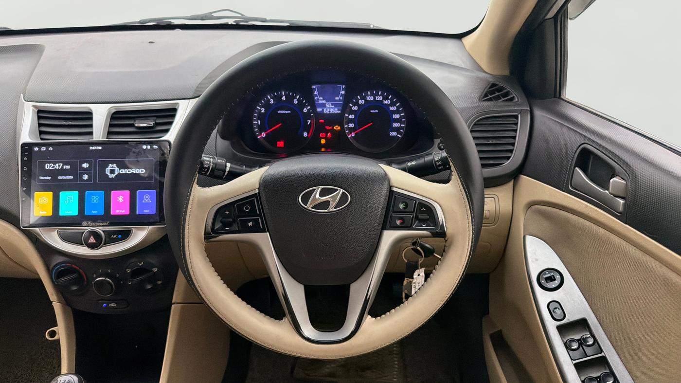 2016 Hyundai Verna FLUIDIC 4S 1.4 VTVT, Petrol, Manual, 62,339 km, Steering Wheel Close Up