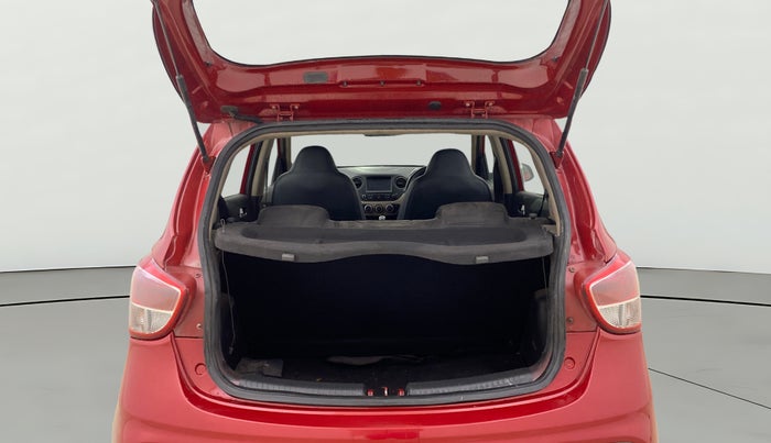 2017 Hyundai Grand i10 SPORTZ (O) 1.2 KAPPA VTVT, Petrol, Manual, 1,28,898 km, Boot Open Zoomed View