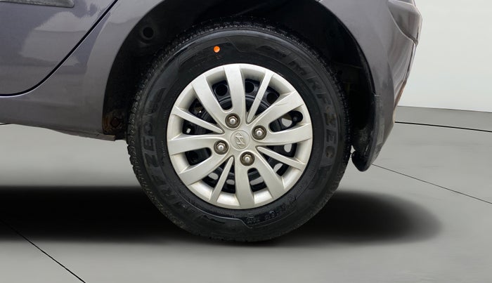 2014 Hyundai i10 SPORTZ 1.1, Petrol, Manual, 30,245 km, Left Rear Wheel