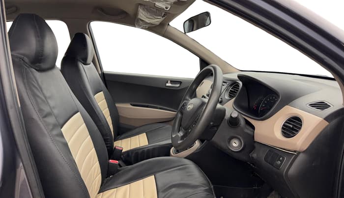 2016 Hyundai Grand i10 SPORTZ 1.2 KAPPA VTVT, Petrol, Manual, 82,996 km, Right Side Front Door Cabin