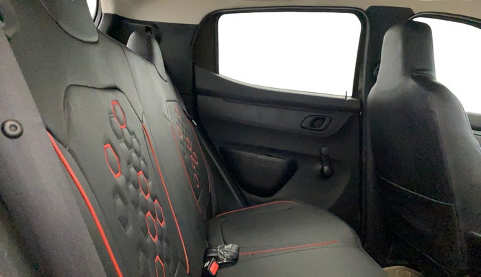 2021 Renault Kwid RXL 1.0, Petrol, Manual, 10,134 km, Right Side Rear Door Cabin