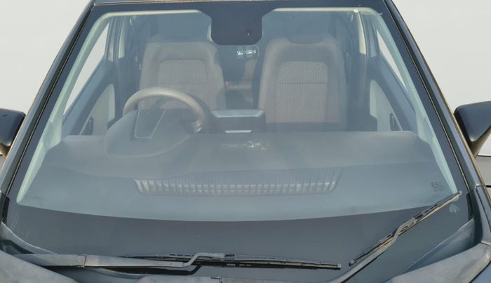 2022 Tata ALTROZ XT PETROL, Petrol, Manual, 1,01,013 km, Front Windshield