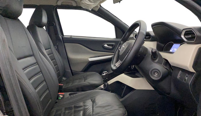 2023 Nissan MAGNITE XL, Petrol, Manual, 28,990 km, Right Side Front Door Cabin
