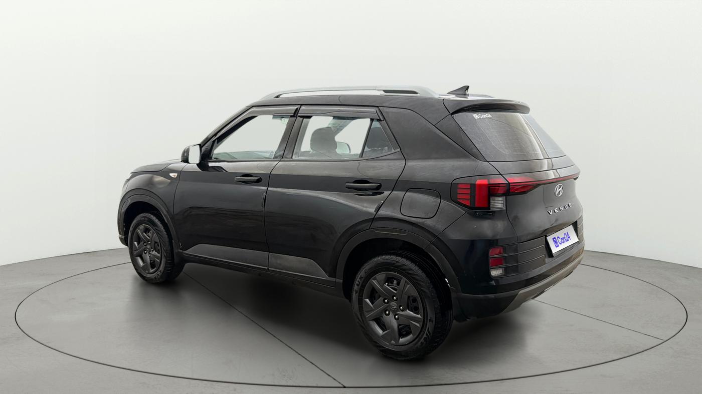 2024 Hyundai VENUE S 1.2, Petrol, Manual, 73,858 km, Left Back Diagonal