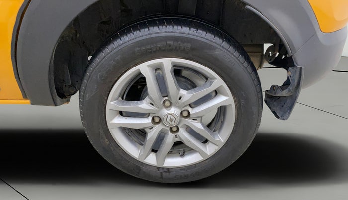 2023 Renault TRIBER RXZ AMT, Petrol, Automatic, 15,606 km, Left Rear Wheel