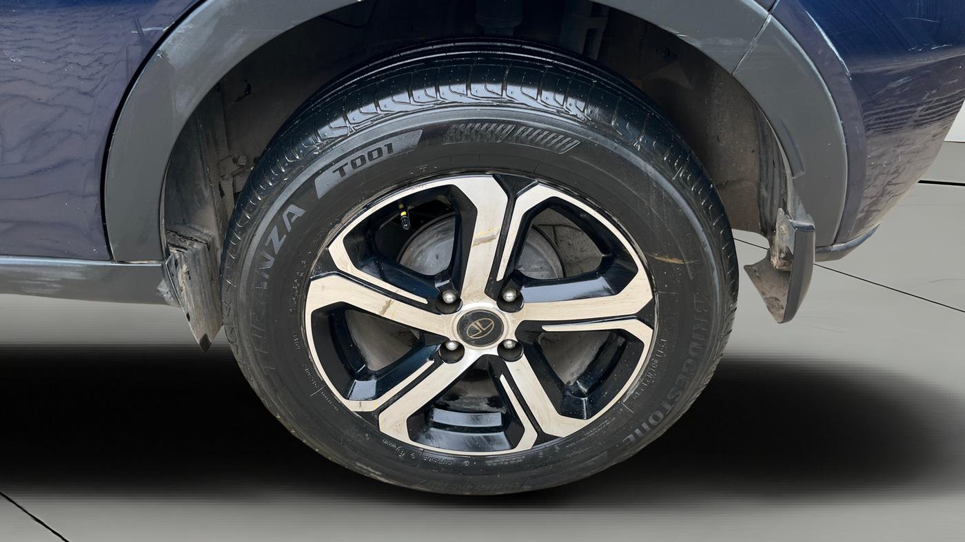 2023 Tata NEXON XZ Plus LUX, Petrol, Manual, 34,006 km, Left Rear Wheel