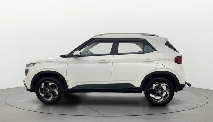 2021 Hyundai VENUE SX 1.5 CRDI, Diesel, Manual, 54,146 km, Left Side
