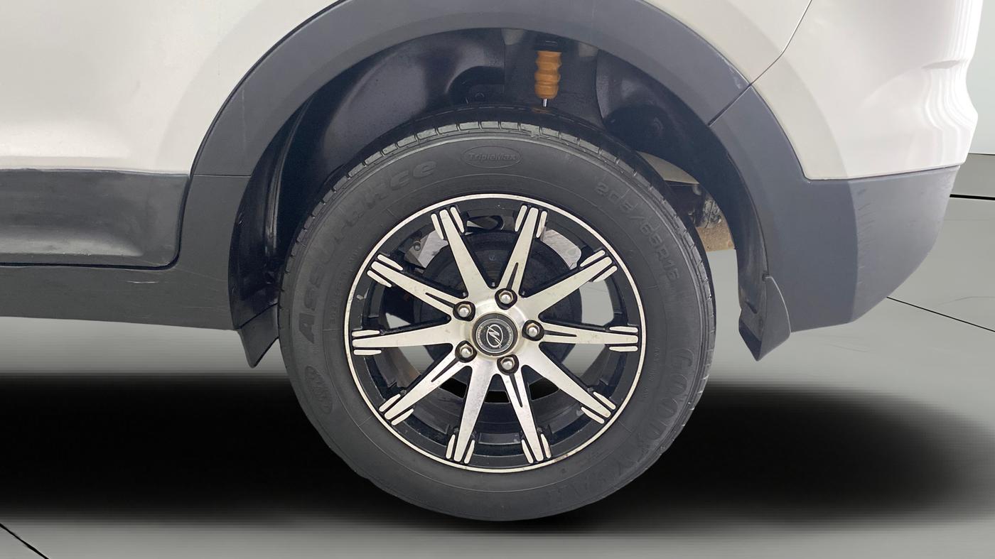 2016 Hyundai Creta E PLUS 1.6 PETROL, Petrol, Manual, 61,202 km, Left Rear Wheel