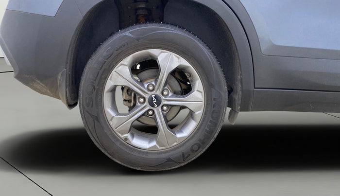 2022 KIA SELTOS HTK PLUS 1.5 DIESEL IMT, Diesel, Manual, 42,957 km, Right Rear Wheel