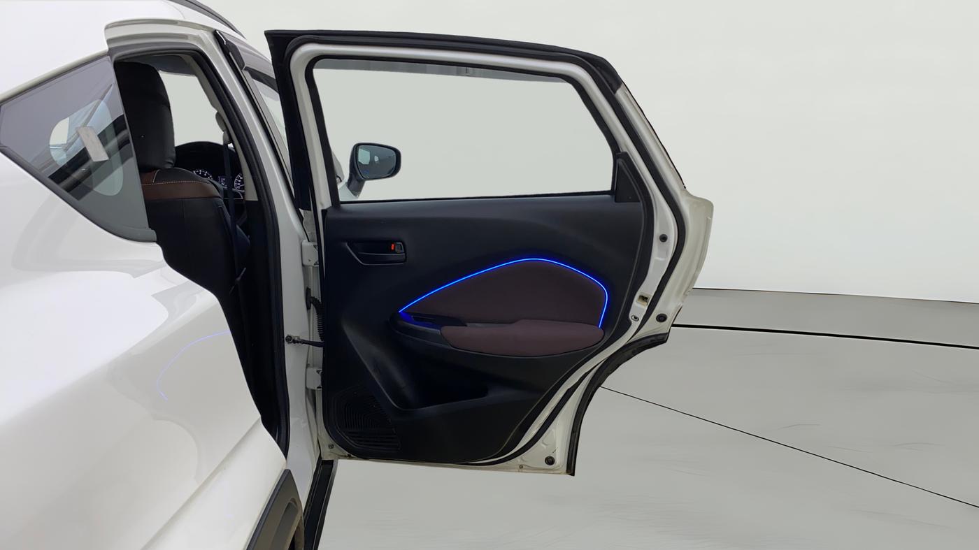 2025 Maruti FRONX DELTA PLUS 1.2L AGS, Petrol, Automatic, 9,784 km, RHS Rear Door