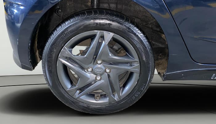 2023 Hyundai NEW I20 SPORTZ 1.2 MT, Petrol, Manual, 32,121 km, Right Rear Wheel