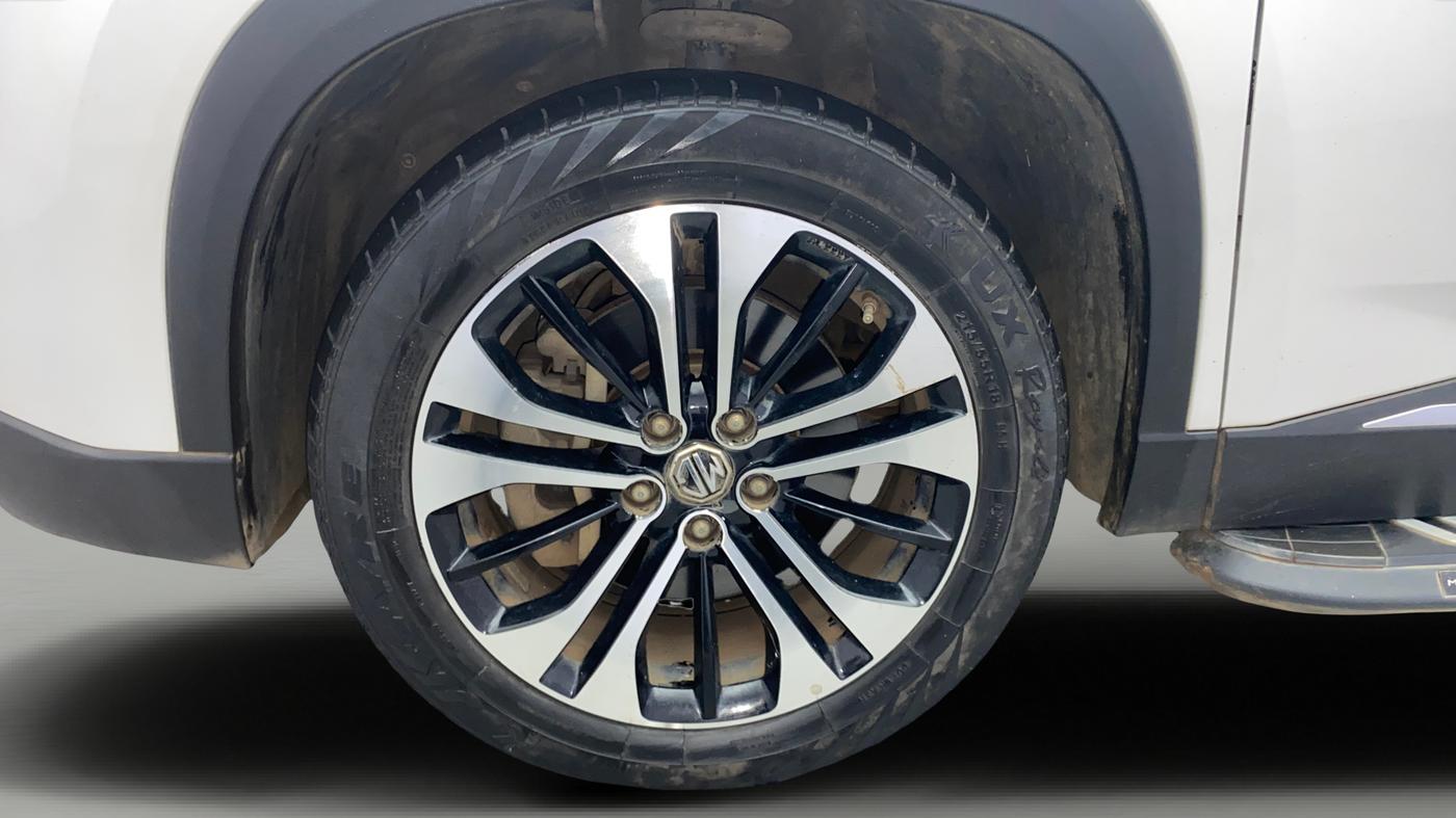2021 MG HECTOR SHARP 2.0 DIESEL DUAL TONE, Diesel, Manual, 90,837 km, Left Front Wheel