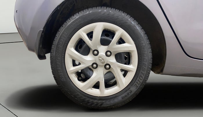 2017 Hyundai Grand i10 SPORTZ 1.2 KAPPA VTVT, Petrol, Manual, 67,783 km, Right Rear Wheel