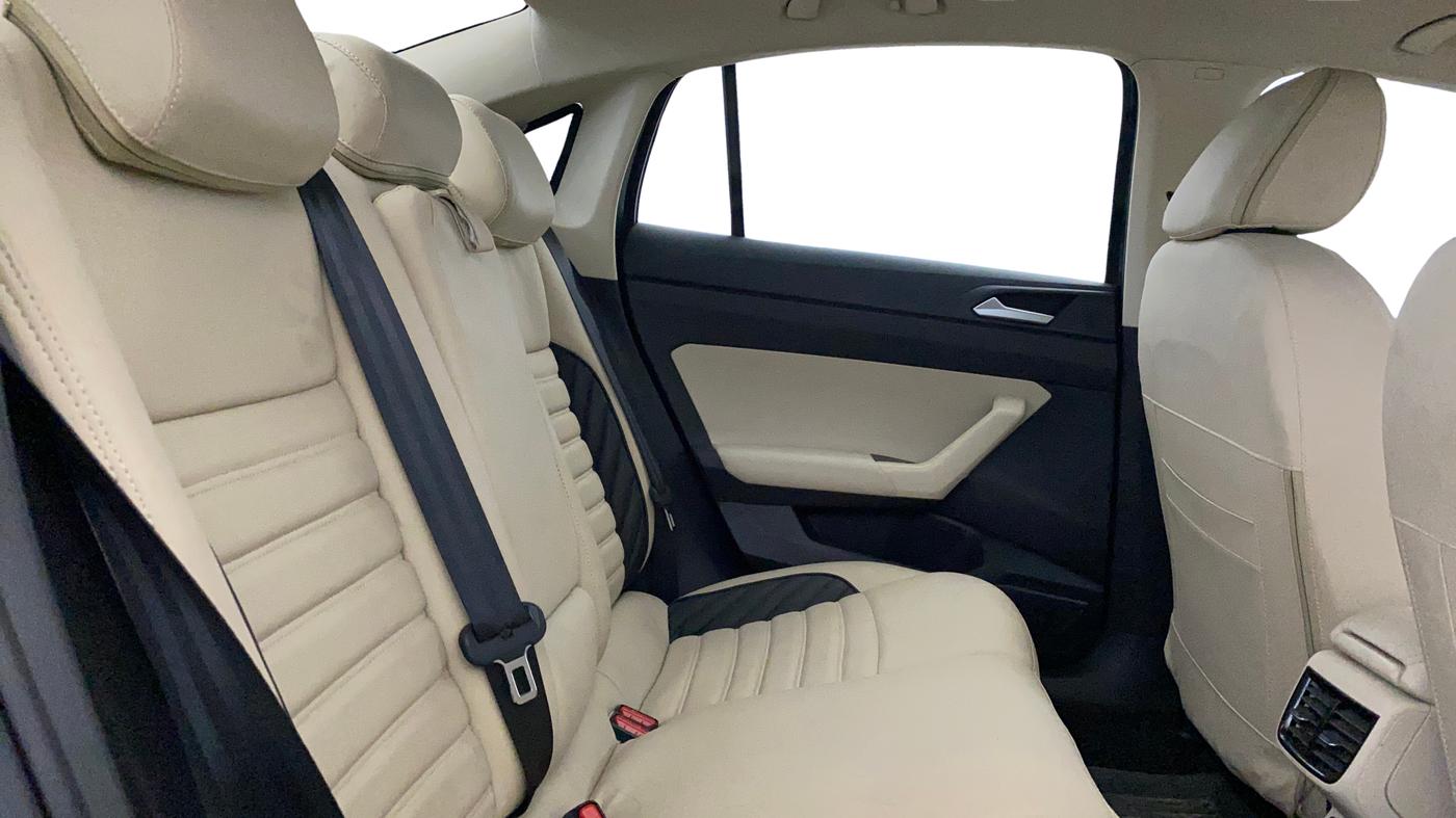 2022 Volkswagen VIRTUS HIGHLINE TSI 1.0 AT, Petrol, Automatic, 37,536 km, Right Side Rear Door Cabin