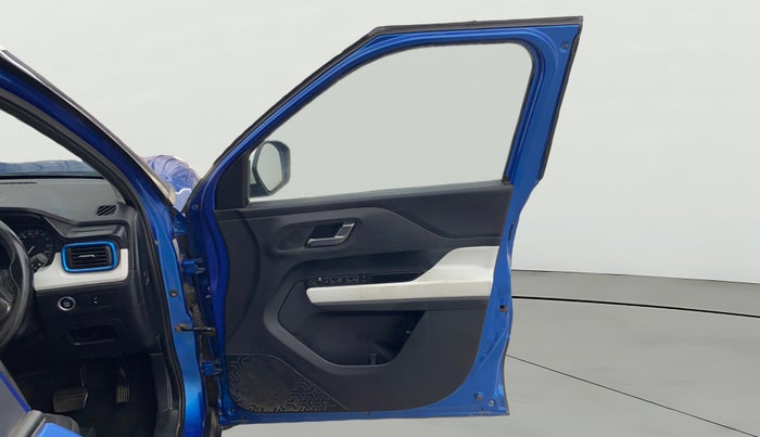 2023 Tata PUNCH CREATIVE AMT 1.2 RTN DUAL TONE, Petrol, Automatic, 24,114 km, RHS Front Door