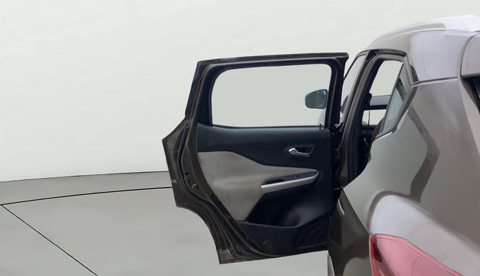 2021 Nissan MAGNITE XV MT, Petrol, Manual, 38,103 km, LHS Rear Door