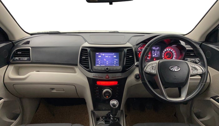 2020 Mahindra XUV300 W8 1.2 PETROL, Petrol, Manual, 31,768 km, Dashboard