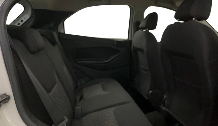 2020 Ford New Figo TITANIUM 1.2 PETROL MT, Petrol, Manual, 28,854 km, Right Side Rear Door Cabin