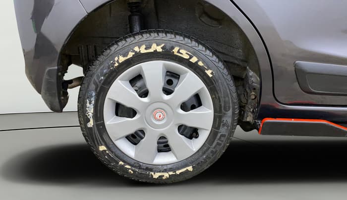 2023 Maruti Alto K10 VXI, Petrol, Manual, 27,998 km, Right Rear Wheel