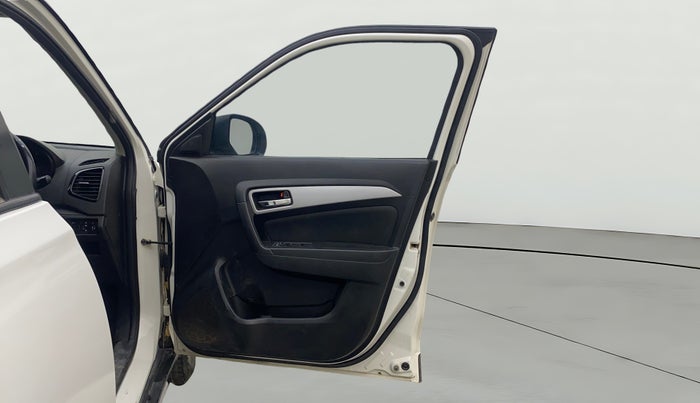 2020 Maruti Vitara Brezza ZXI PLUS, Petrol, Manual, 1,27,630 km, RHS Front Door