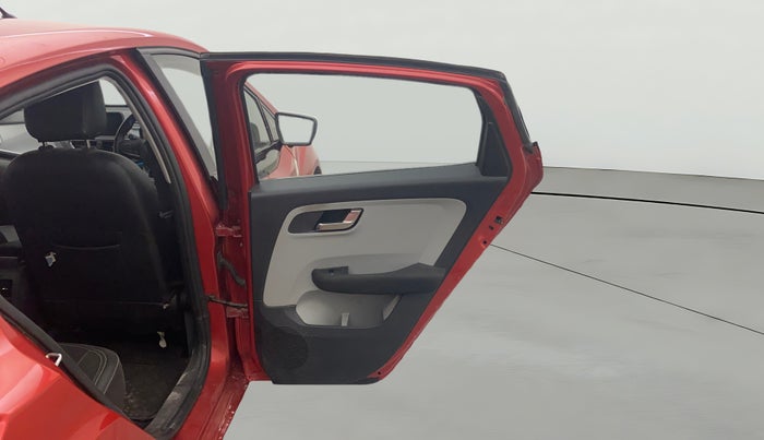 2021 Tata ALTROZ XZ PETROL, Petrol, Manual, 38,797 km, RHS Rear Door