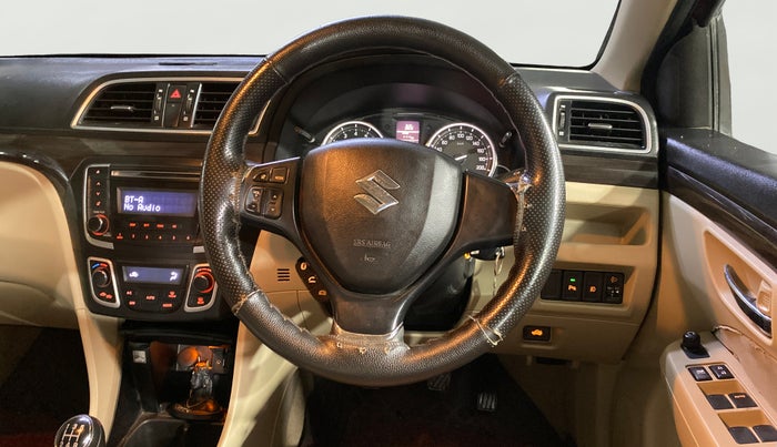 2015 Maruti Ciaz VXI+, Petrol, Manual, 20,670 km, Steering Wheel Close Up