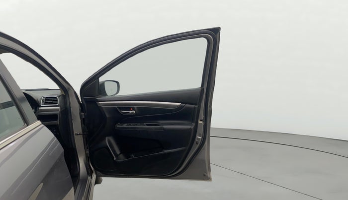 2017 Maruti Ciaz S 1.4 MT PETROL, Petrol, Manual, 71,051 km, RHS Front Door