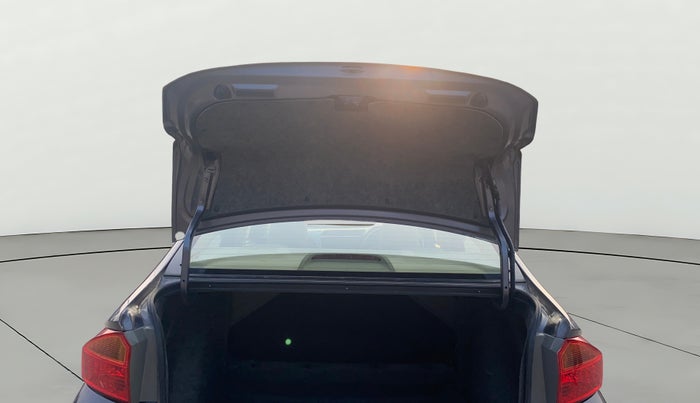 2017 Honda City 1.5L I-VTEC VX, Petrol, Manual, 46,585 km, Boot Door Open