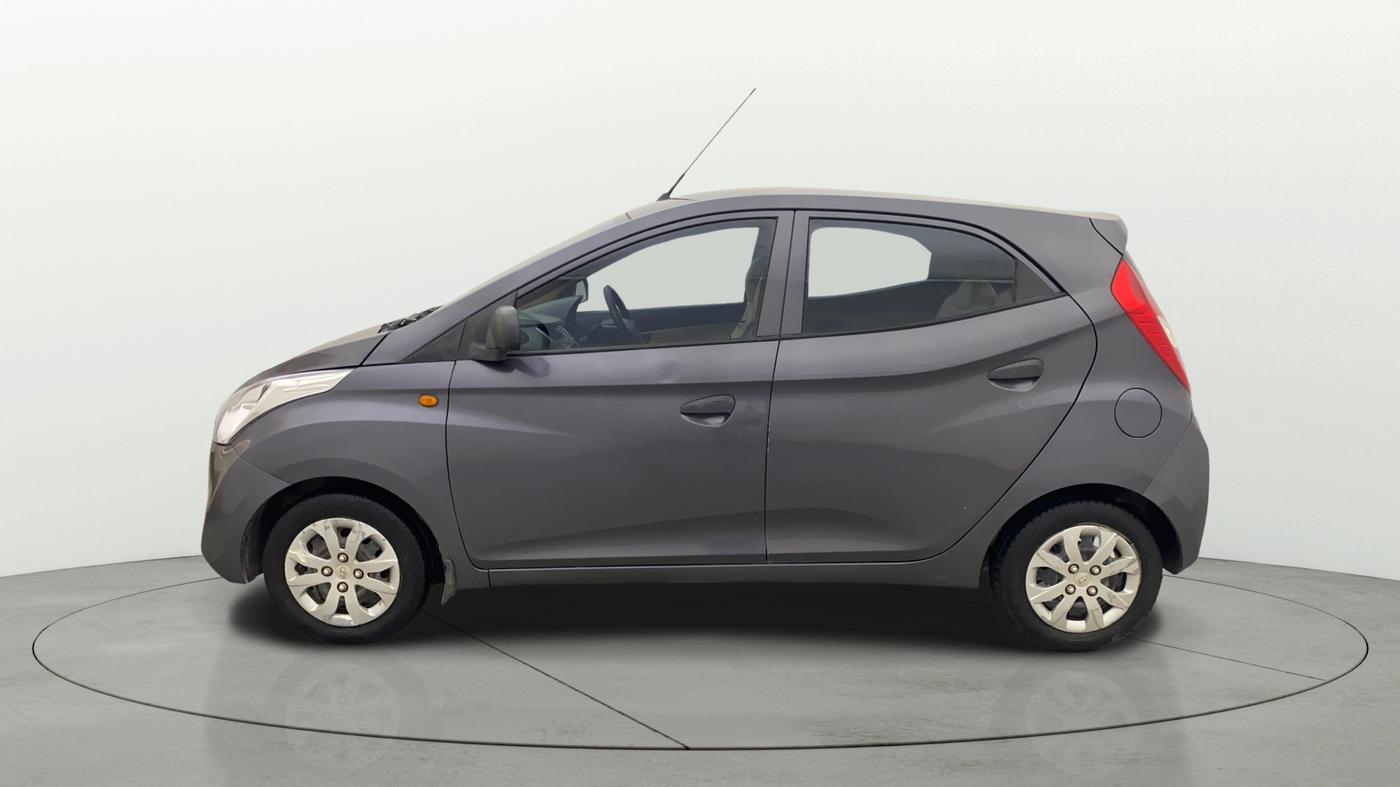 2017 Hyundai Eon MAGNA +, Petrol, Manual, 81,533 km, Left Side