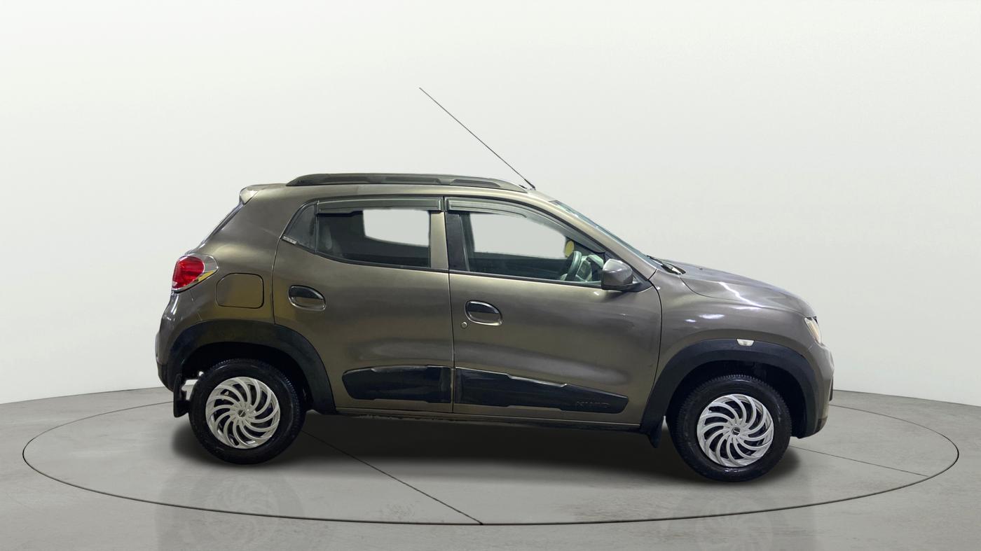 2016 Renault Kwid RXT 0.8, Petrol, Manual, 73,515 km, Right Side View