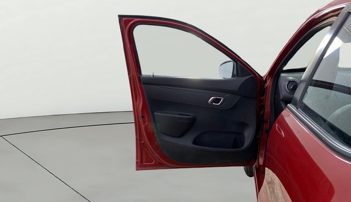 2018 Renault Kwid RXT 1.0 AMT (O), Petrol, Automatic, 9,917 km, LHS Front Door