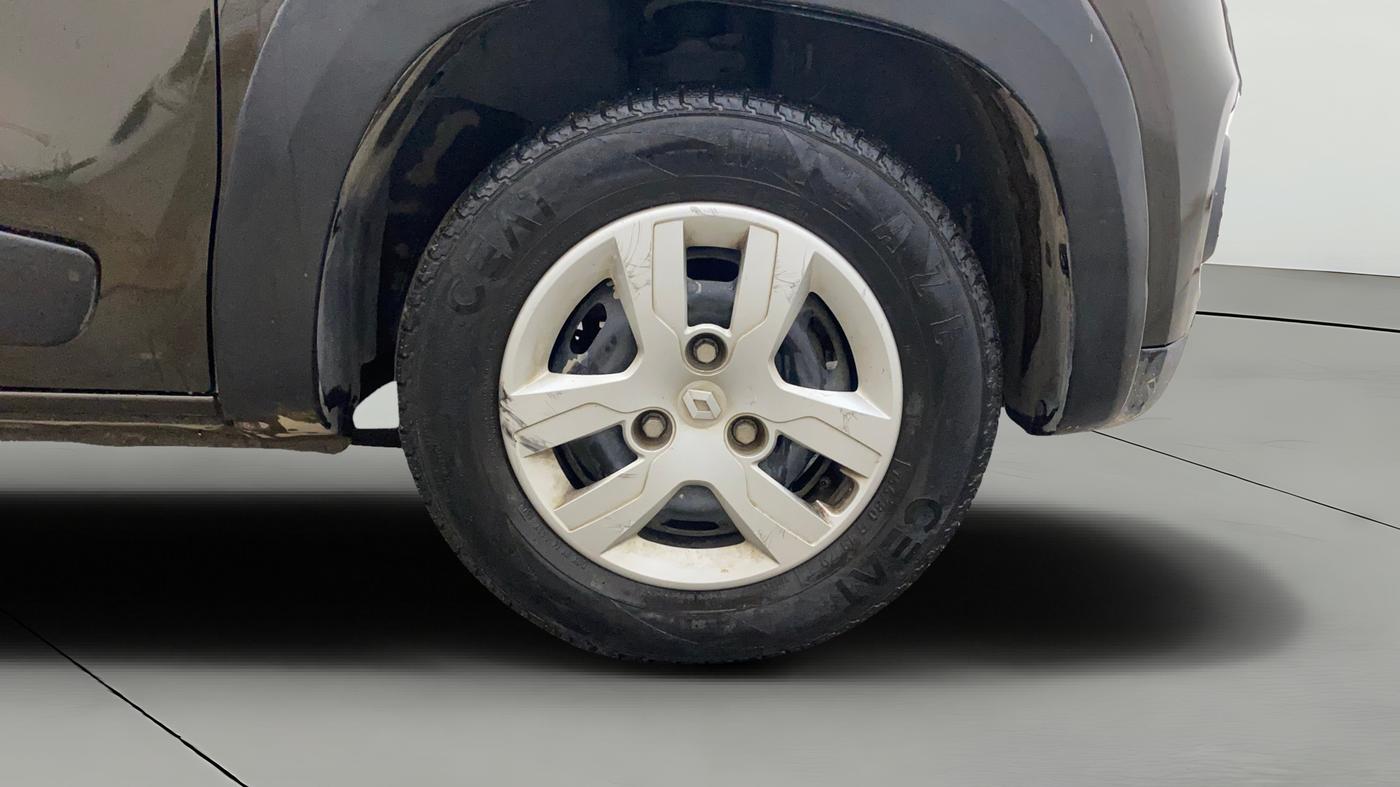 2019 Renault Kwid RXT 0.8 (O), Petrol, Manual, 48,232 km, Right Front Wheel