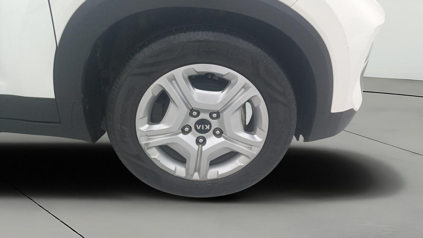 2021 KIA SONET HTK PLUS 1.2, Petrol, Manual, 37,870 km, Right Front Wheel