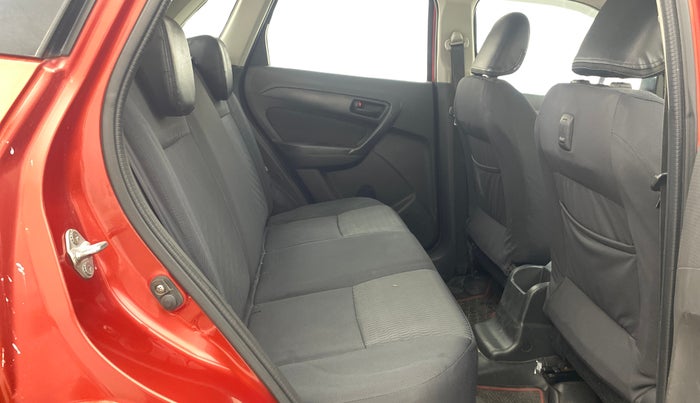 2016 Maruti Vitara Brezza VDI (O), Diesel, Manual, 97,365 km, Right Side Rear Door Cabin