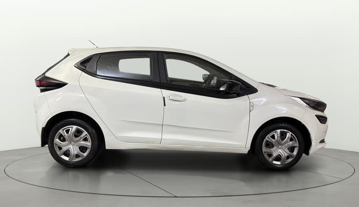2024 Tata ALTROZ XM PLUS CNG, CNG, Manual, 61,558 km, Right Side View