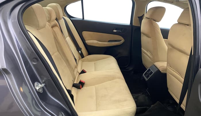 2020 Honda City 1.5L I-VTEC VX CVT, Petrol, Automatic, 1,39,616 km, Right Side Rear Door Cabin