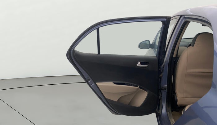 2014 Hyundai Xcent SX AT 1.2 (O), CNG, Automatic, 1,20,410 km, LHS Rear Door