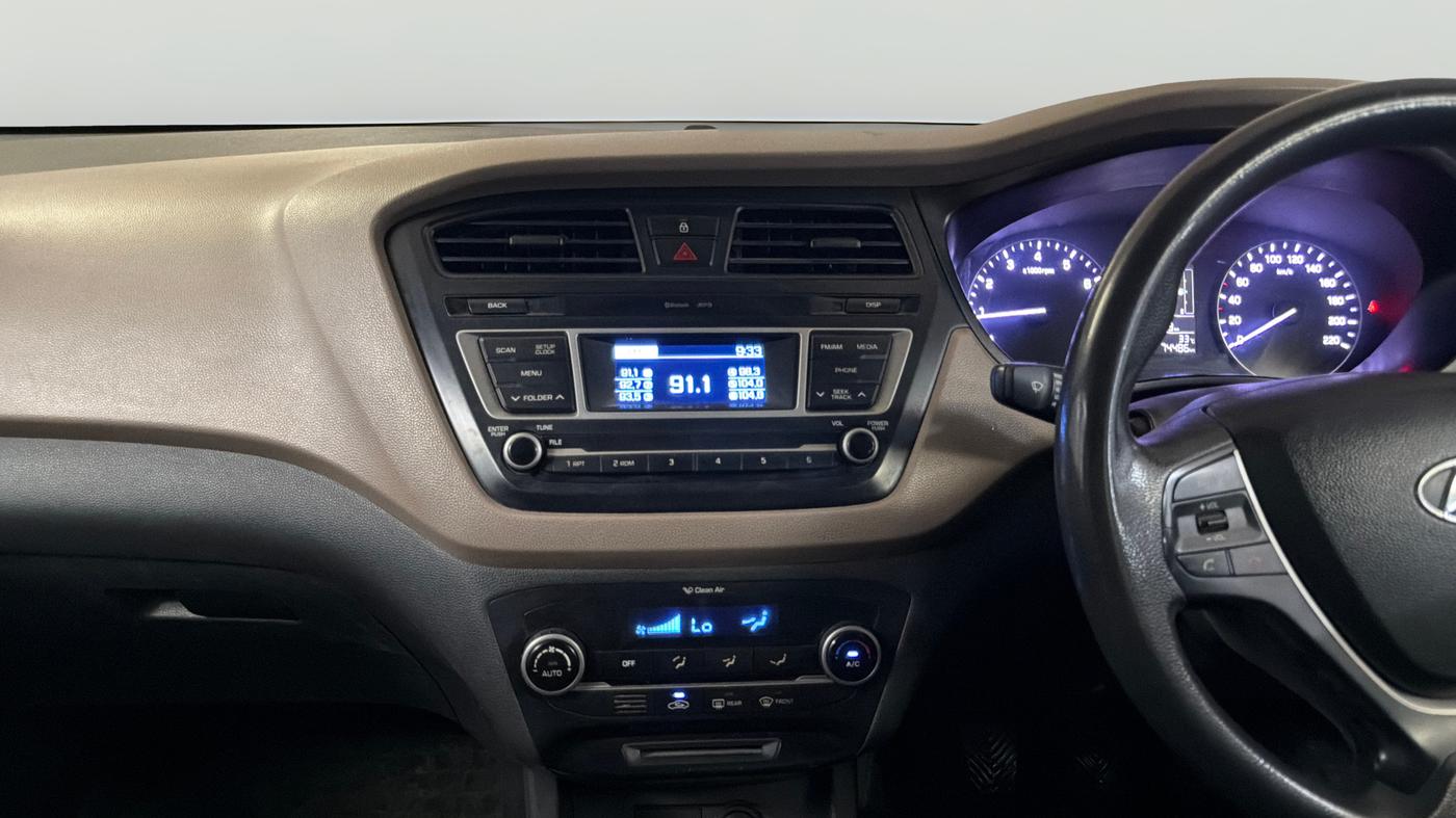 2016 Hyundai Elite i20 SPORTZ 1.2, Petrol, Manual, 74,468 km, Air Conditioner