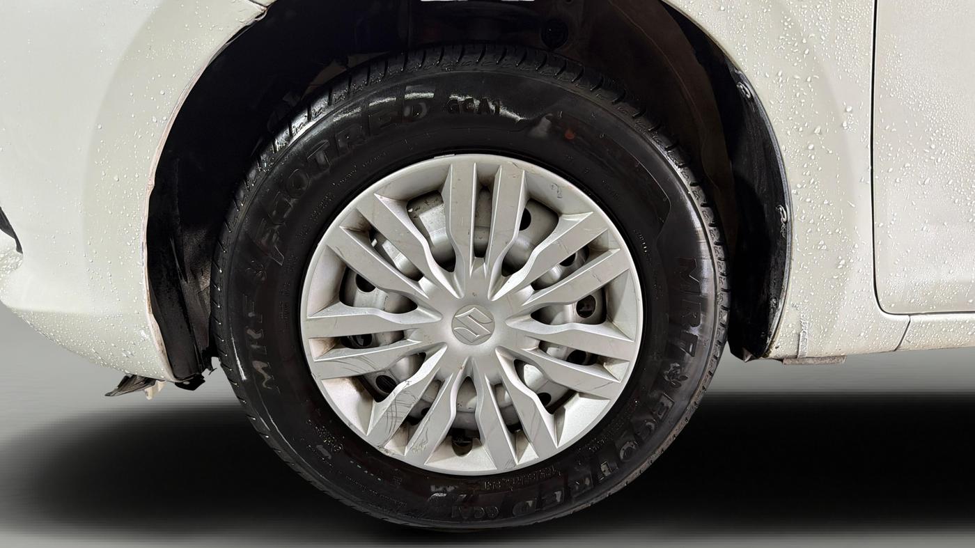 2024 Maruti Swift LXI, Petrol, Manual, 28,735 km, Left Front Wheel