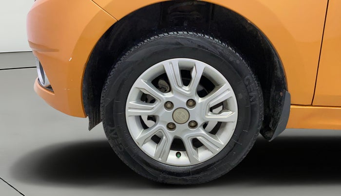 2018 Tata Tiago XZ PETROL, Petrol, Manual, 41,880 km, Left Front Wheel