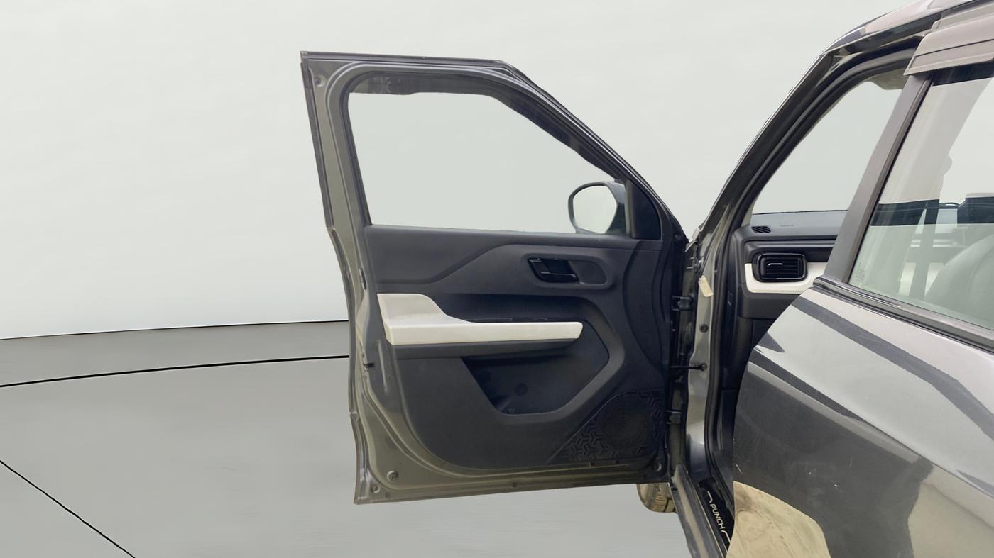 2022 Tata PUNCH PURE MT, Petrol, Manual, 32,453 km, LHS Front Door