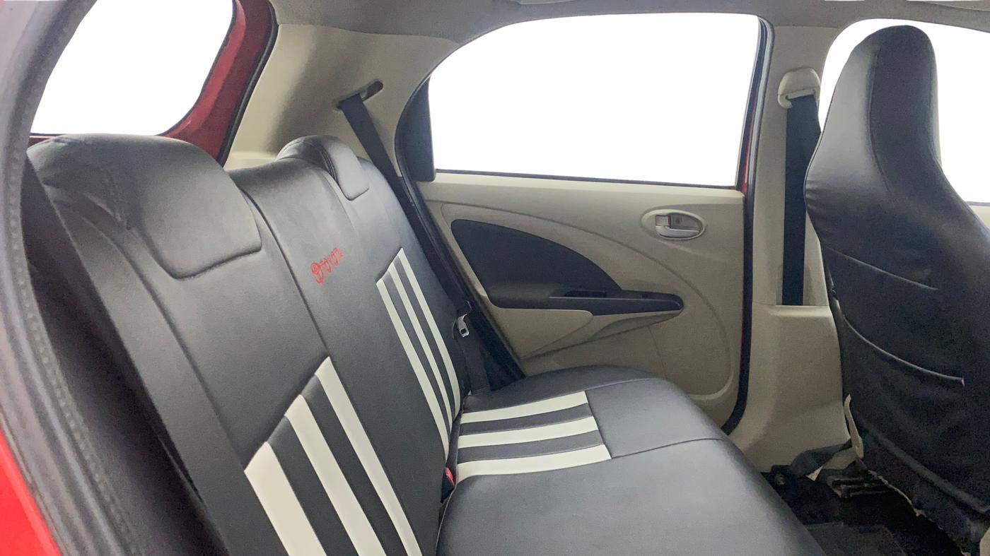 2012 Toyota Etios Liva G, Petrol, Manual, 96,695 km, Right Side Rear Door Cabin