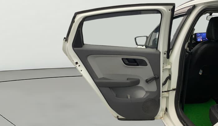 2020 Tata ALTROZ XE PETROL, Petrol, Manual, 55,548 km, LHS Rear Door