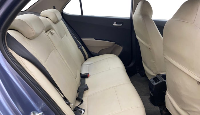 2017 Hyundai Xcent S 1.2, Petrol, Manual, 73,665 km, Right Side Rear Door Cabin