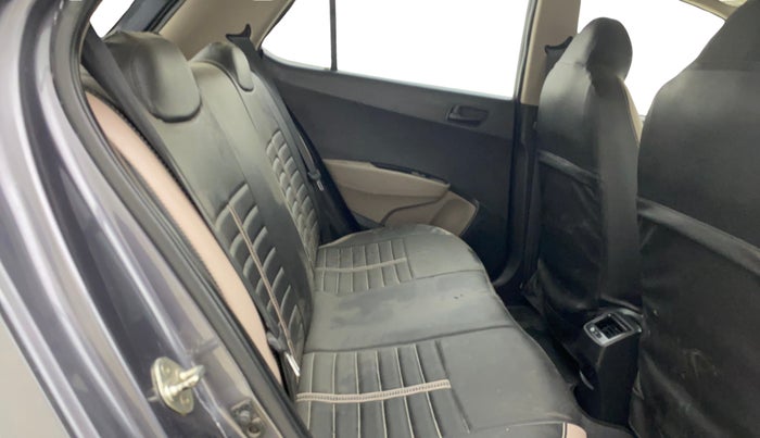 2019 Hyundai Grand i10 MAGNA 1.2 KAPPA VTVT, Petrol, Manual, 43,365 km, Right Side Rear Door Cabin