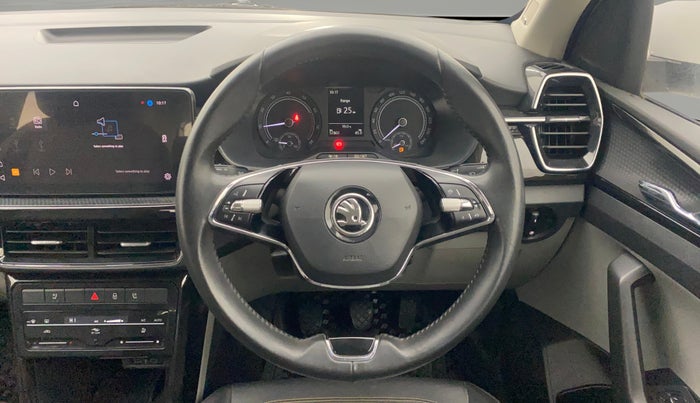 2021 Skoda KUSHAQ STYLE 1.0L TSI MT, Petrol, Manual, 57,767 km, Steering Wheel Close Up