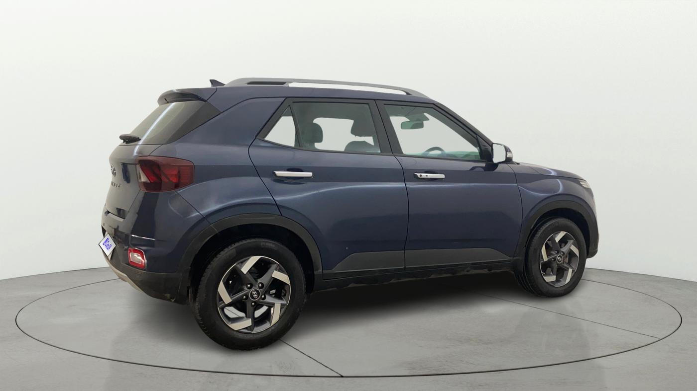 2022 Hyundai VENUE SX 1.5 (O) EXECUTIVE CRDI, Diesel, Manual, 82,560 km, Right Back Diagonal